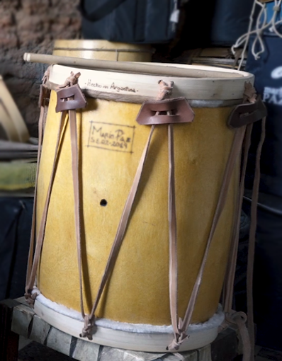 Luthiers - Bombo Legüero